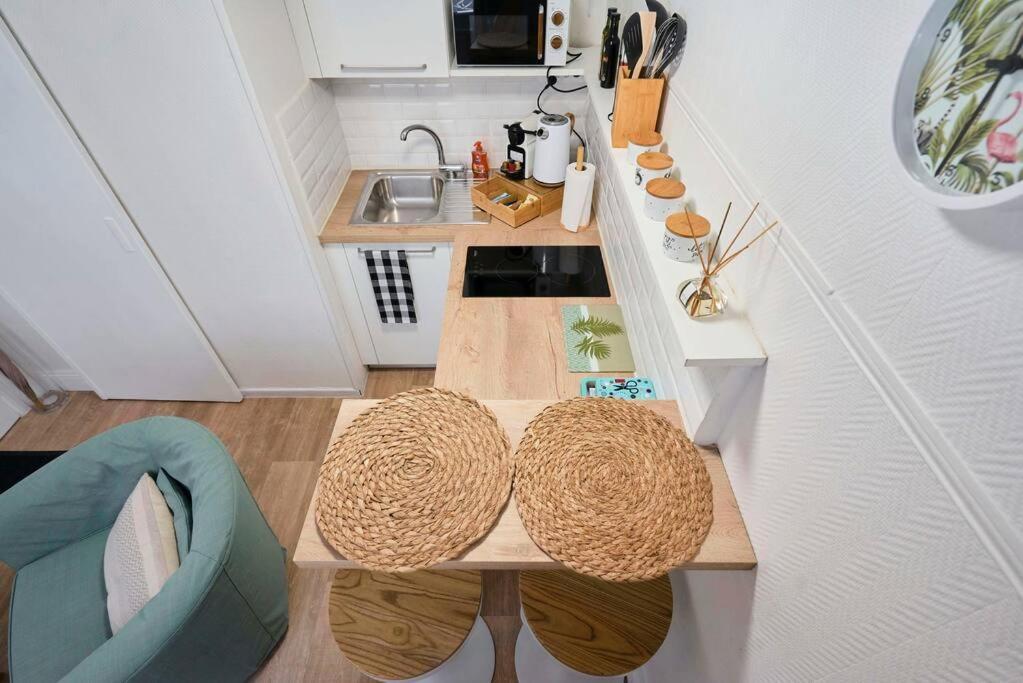 Studio Fonctionnel Au Coeur De Lille Avec Parking Exteriör bild